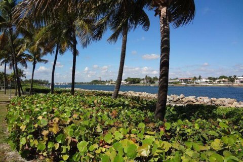 Condo in Jupiter, Florida, 3 bedrooms  № 1040875 - photo 1