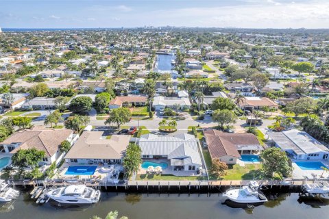 Villa ou maison à vendre à Lighthouse Point, Floride: 4 chambres, 208.66 m2 № 1040951 - photo 21