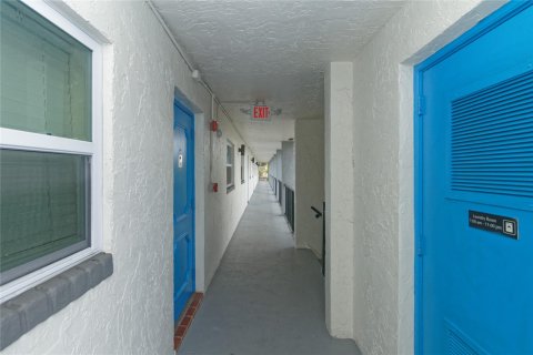 Купить кондоминиум в Корал-Спрингс, Флорида 2 спальни, 92.9м2, № 1077040 - фото 23