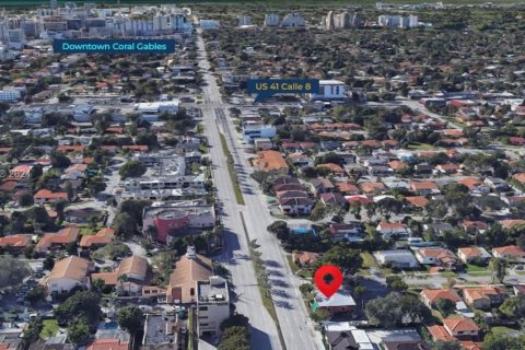 Propiedad comercial en venta en Miami, Florida № 1294216 - foto 5