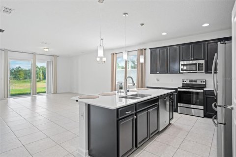 Casa en venta en Orange City, Florida, 3 dormitorios, 184.69 m2 № 1393134 - foto 8