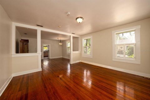 Casa en venta en Tampa, Florida, 2 dormitorios, 125.79 m2 № 1354266 - foto 11