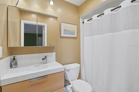 Condo in Bradenton, Florida, 2 bedrooms  № 1357811 - photo 20