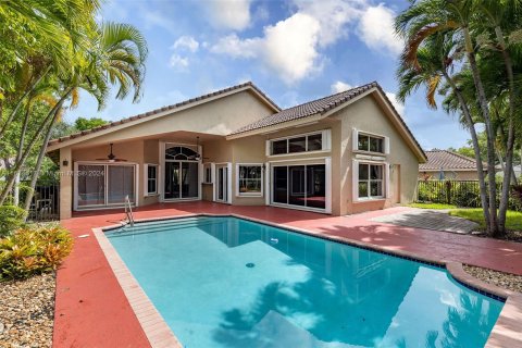 Villa ou maison à vendre à Weston, Floride: 5 chambres, 228.54 m2 № 1306024 - photo 13