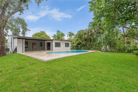 House in Miami Springs, Florida 3 bedrooms, 133.97 sq.m. № 1233922 - photo 27