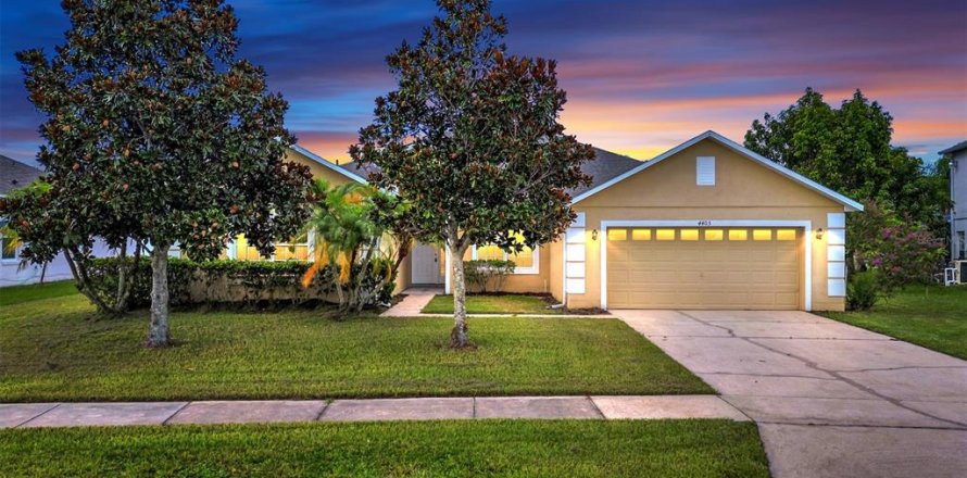 Villa ou maison à Kissimmee, Floride 4 chambres, 214.42 m2 № 1303258