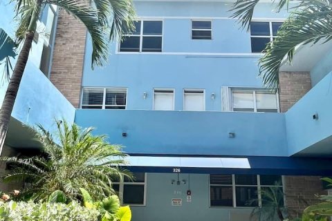 Condominio en venta en Hollywood, Florida, 1 dormitorio, 67.26 m2 № 1050284 - foto 24