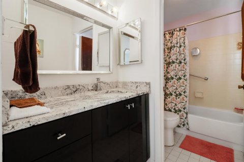 Villa ou maison à vendre à West Palm Beach, Floride: 2 chambres, 93 m2 № 1031882 - photo 19