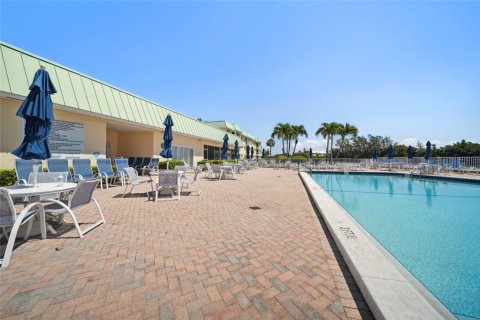 Copropriété à vendre à Boynton Beach, Floride: 2 chambres, 111.48 m2 № 1171124 - photo 14