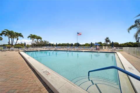 Copropriété à vendre à Boynton Beach, Floride: 2 chambres, 111.48 m2 № 1171124 - photo 1