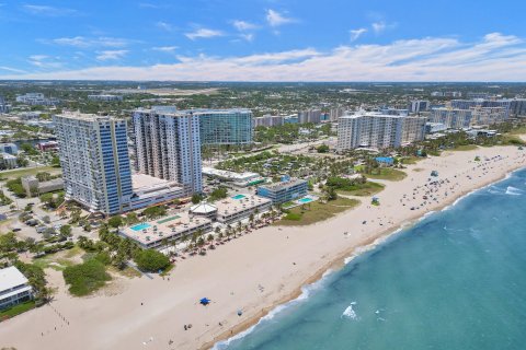 Condo in Pompano Beach, Florida, 1 bedroom  № 1224901 - photo 9