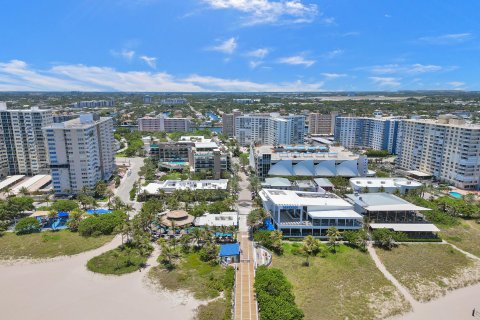 Copropriété à vendre à Pompano Beach, Floride: 1 chambre, 68.56 m2 № 1224901 - photo 11