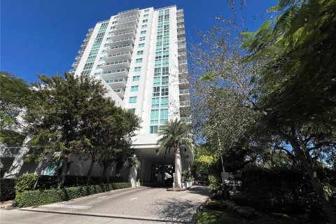 Condominio en venta en Miami, Florida, 1 dormitorio, 57.23 m2 № 1040116 - foto 1
