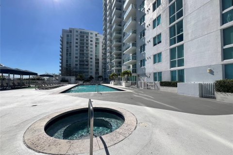 Condominio en venta en Miami, Florida, 1 dormitorio, 57.23 m2 № 1040116 - foto 18