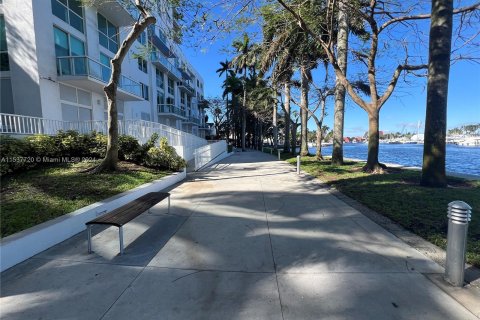 Condominio en venta en Miami, Florida, 1 dormitorio, 57.23 m2 № 1040116 - foto 29