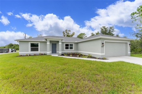 House in North Port, Florida 3 bedrooms, 155.15 sq.m. № 1390544 - photo 2