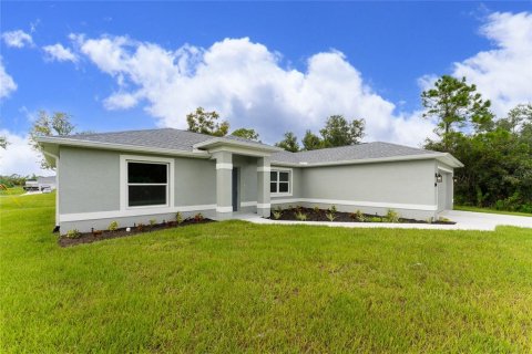 House in North Port, Florida 3 bedrooms, 155.15 sq.m. № 1390544 - photo 3