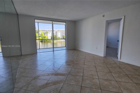 Copropriété à vendre à Aventura, Floride: 1 chambre, 71.35 m2 № 1241278 - photo 4