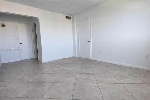 Copropriété à vendre à Aventura, Floride: 1 chambre, 71.35 m2 № 1241278 - photo 15