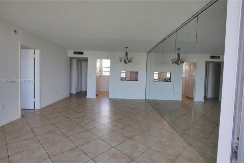 Copropriété à vendre à Aventura, Floride: 1 chambre, 71.35 m2 № 1241278 - photo 6