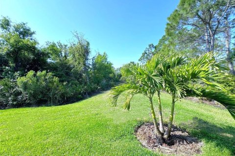 Villa ou maison à vendre à North Port, Floride: 2 chambres, 142.23 m2 № 1071530 - photo 26