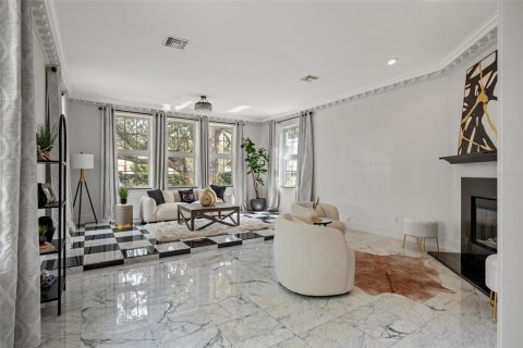 Villa ou maison à vendre à Lutz, Floride: 7 chambres, 904.31 m2 № 1055168 - photo 9
