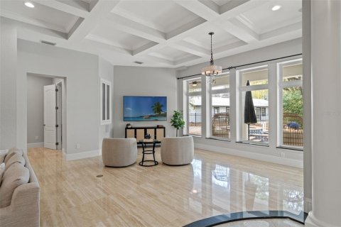 Casa en venta en Lutz, Florida, 7 dormitorios, 904.31 m2 № 1055168 - foto 25