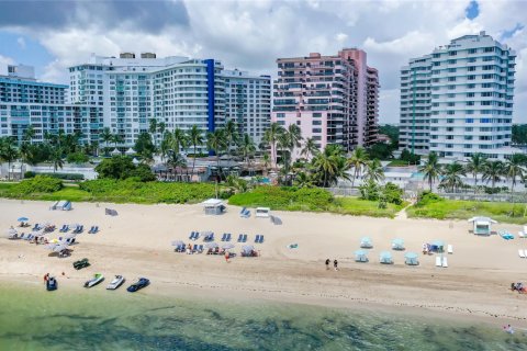 Condominio en venta en Miami Beach, Florida, 2 dormitorios, 89.19 m2 № 1079684 - foto 4