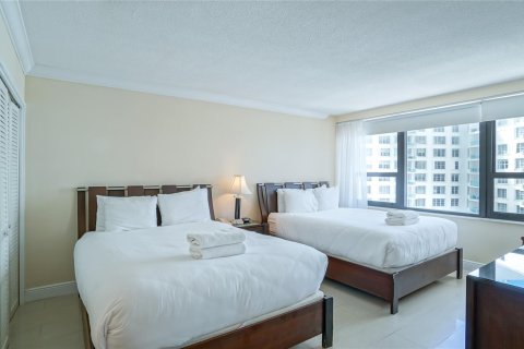 Copropriété à vendre à Miami Beach, Floride: 2 chambres, 89.19 m2 № 1079684 - photo 25