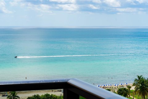 Condominio en venta en Miami Beach, Florida, 2 dormitorios, 89.19 m2 № 1079684 - foto 3