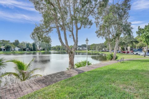 Copropriété à vendre à Lauderhill, Floride: 1 chambre, 74.32 m2 № 1079736 - photo 1