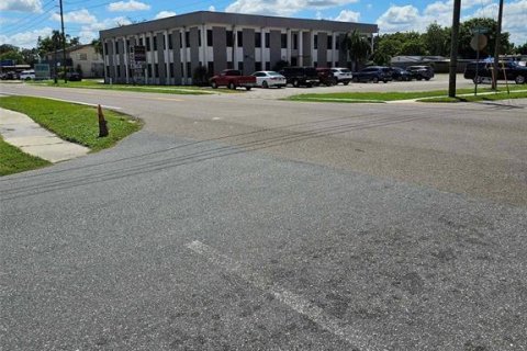 Commercial property in New Port Richey, Florida № 1339176 - photo 23