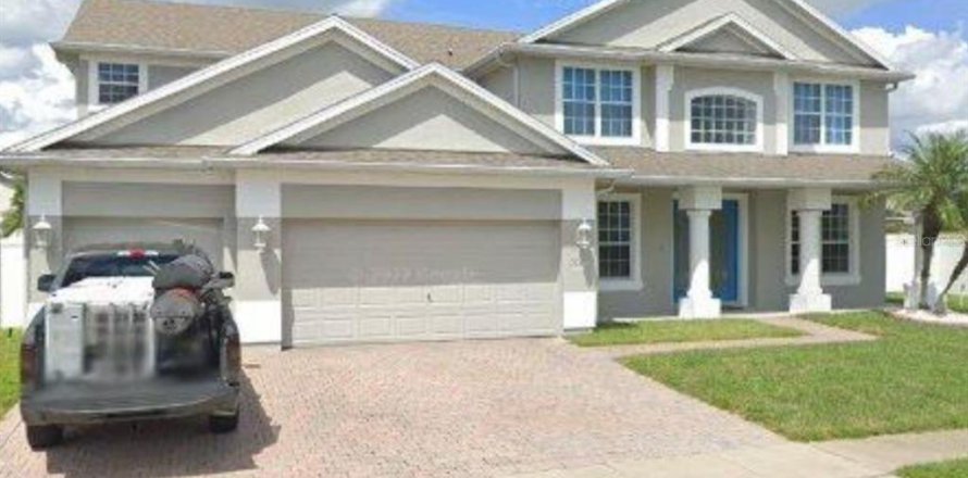 House in Kissimmee, Florida 5 bedrooms, 390.65 sq.m. № 1360881