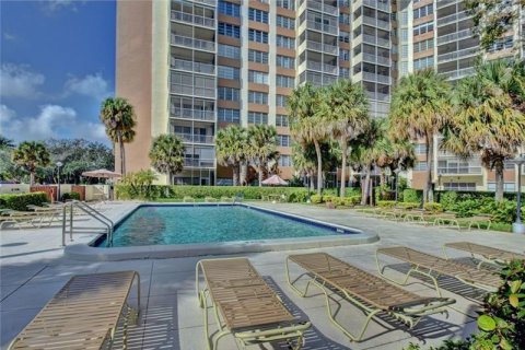 Condominio en venta en Coral Springs, Florida, 2 dormitorios, 125.42 m2 № 1043095 - foto 11