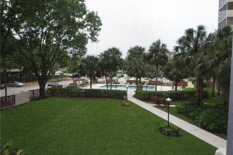 Copropriété à vendre à Coral Springs, Floride: 2 chambres, 125.42 m2 № 1043095 - photo 12