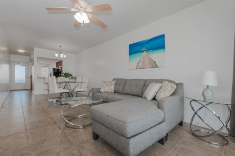 Copropriété à vendre à Hallandale Beach, Floride: 1 chambre, 65.03 m2 № 1210491 - photo 10