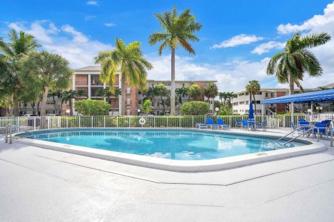 Condominio en venta en Hallandale Beach, Florida, 1 dormitorio, 65.03 m2 № 1210491 - foto 4