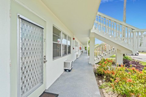 Condo in Deerfield Beach, Florida, 1 bedroom  № 1210443 - photo 27