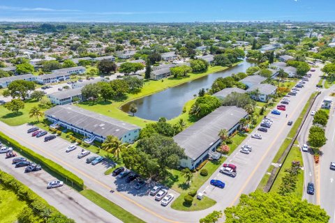 Condo in Deerfield Beach, Florida, 1 bedroom  № 1210443 - photo 6