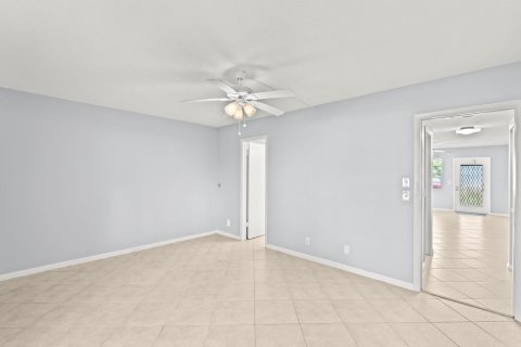 Condo in Deerfield Beach, Florida, 1 bedroom  № 1210443 - photo 19