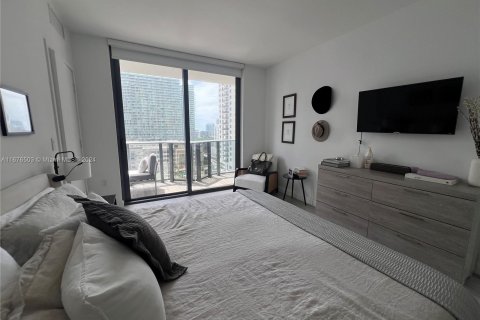 Condo in Miami, Florida, 1 bedroom  № 1401386 - photo 8