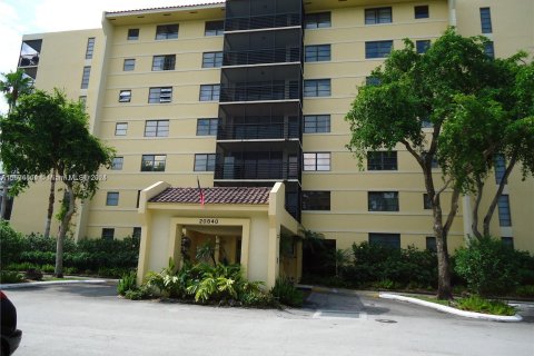 Condo in Miami, Florida, 2 bedrooms  № 1401388 - photo 9