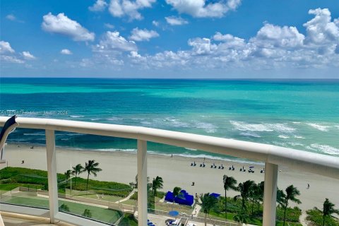 Condo in Sunny Isles Beach, Florida, 3 bedrooms  № 1401429 - photo 18