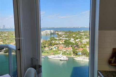 Condominio en venta en Miami Beach, Florida, 1 dormitorio, 102.19 m2 № 1074315 - foto 24