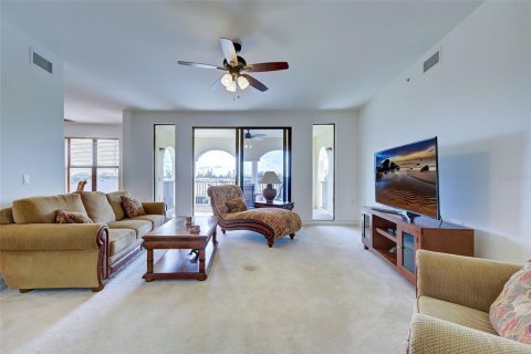 Condo in Punta Gorda, Florida, 2 bedrooms  № 1346504 - photo 25