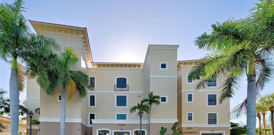 Condominio en Punta Gorda, Florida, 2 dormitorios  № 1346504