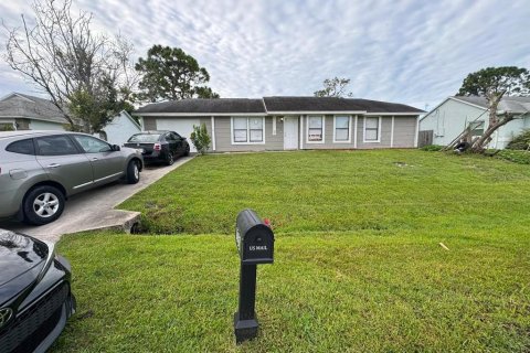 Casa en venta en Palm Bay, Florida, 3 dormitorios, 110.93 m2 № 1346468 - foto 1