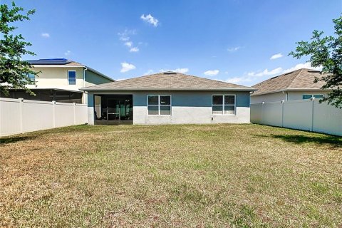 Villa ou maison à louer à Kissimmee, Floride: 4 chambres, 171.5 m2 № 1352289 - photo 5