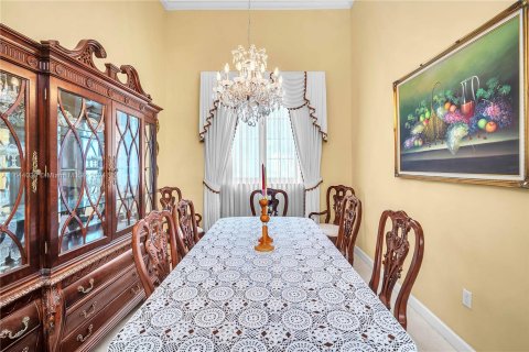 Casa en venta en Coral Gables, Florida, 5 dormitorios, 340.77 m2 № 1325527 - foto 13