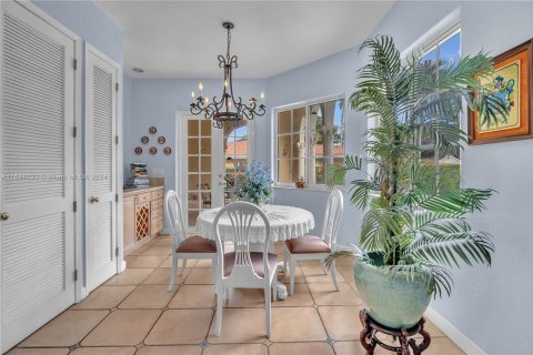 Casa en venta en Coral Gables, Florida, 5 dormitorios, 340.77 m2 № 1325527 - foto 18